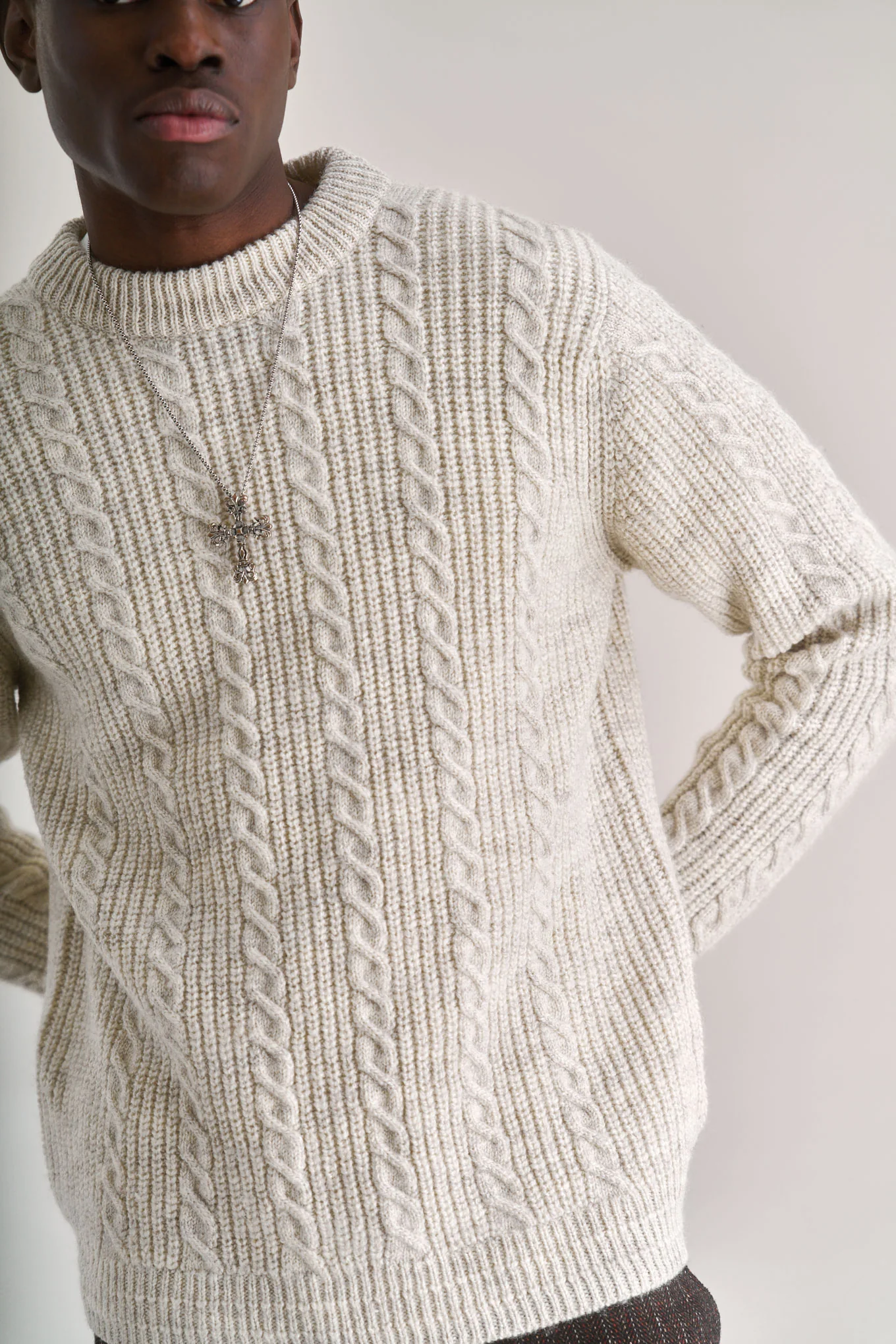 CABLE Lambswool Jumper - Natural - Image 3