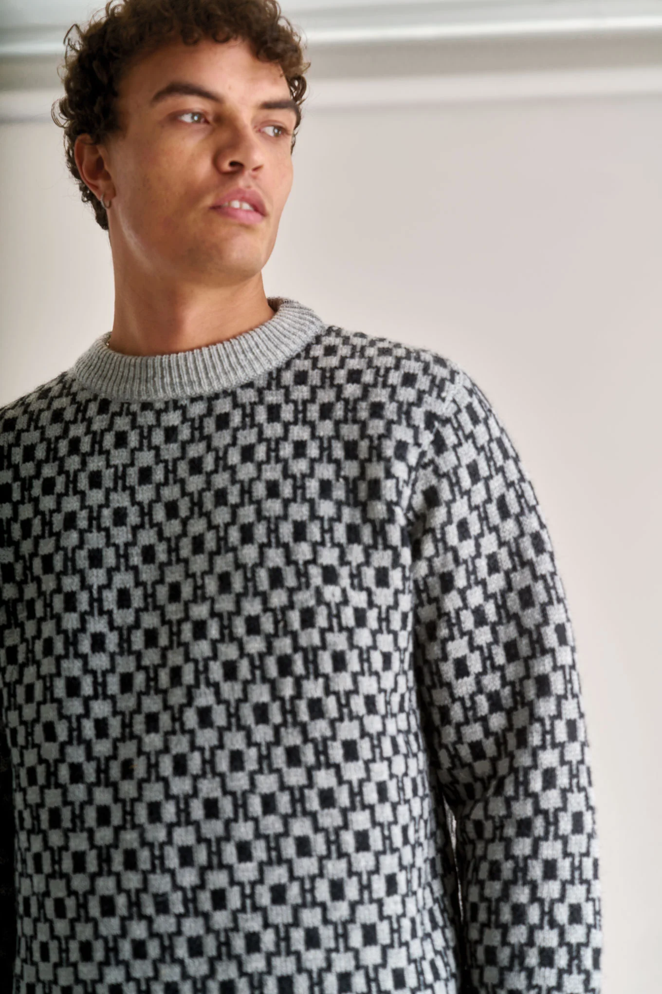 CHAI Lambswool Jumper - Charcoal - Image 2