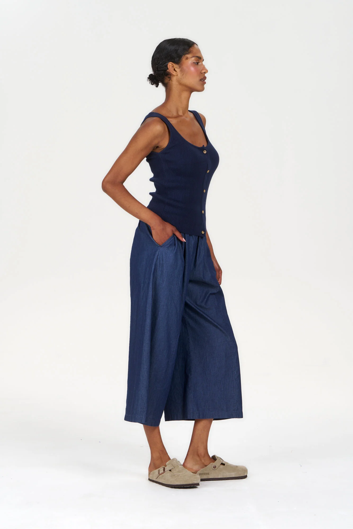 COVE - GOTS Organic Cotton Vest - Navy - Image 3