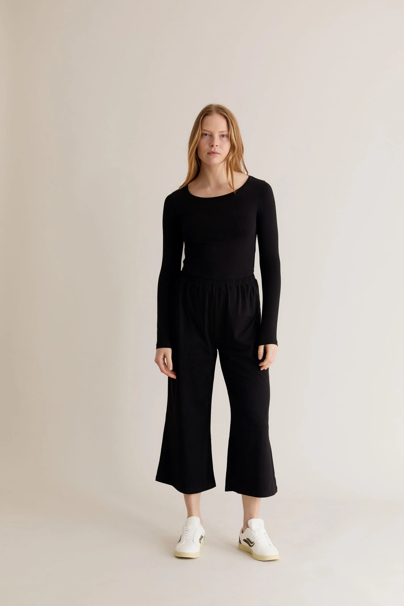 DARCEY Top - GOTS Organic Cotton Black - Image 3