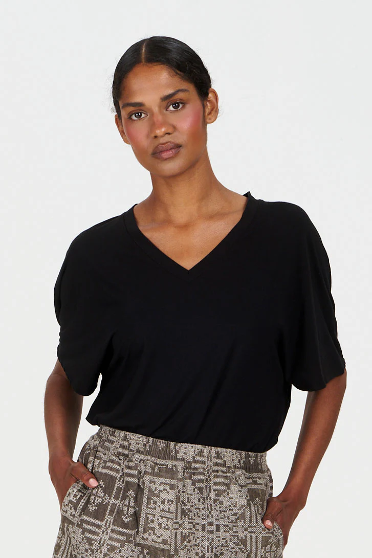 DHALIA Modal Tee - Black - Image 2