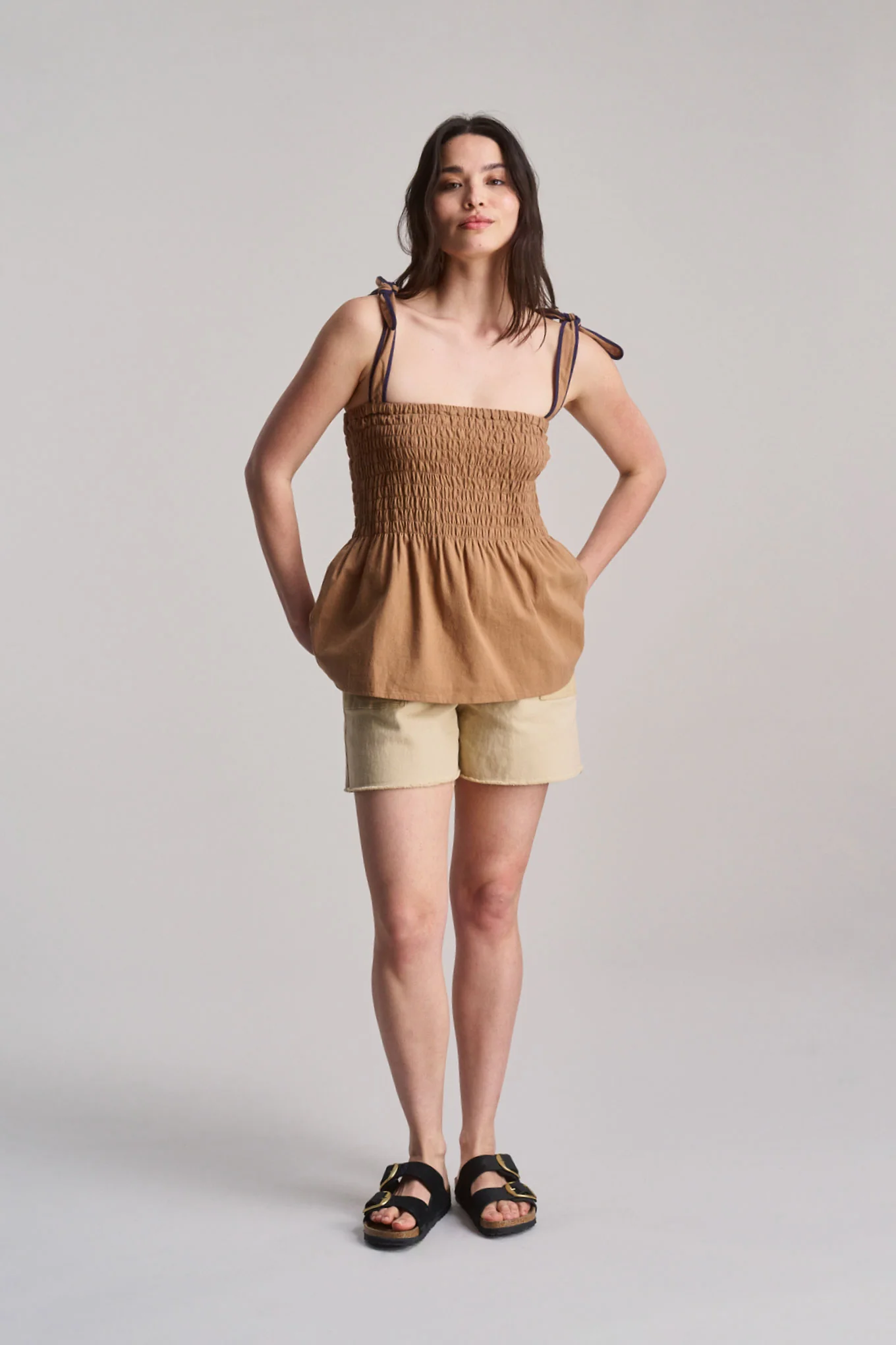 GAIA - Organic Cotton Seersucker Vest - Tan - Image 3