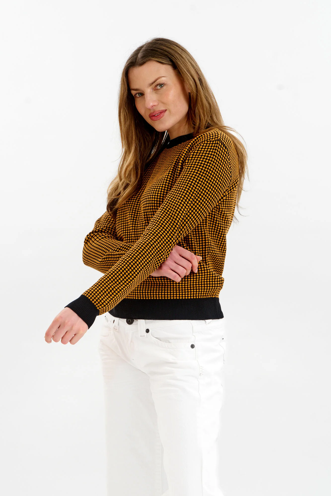 HANA Organic Cotton Jumper - Black & Mustard - Image 2