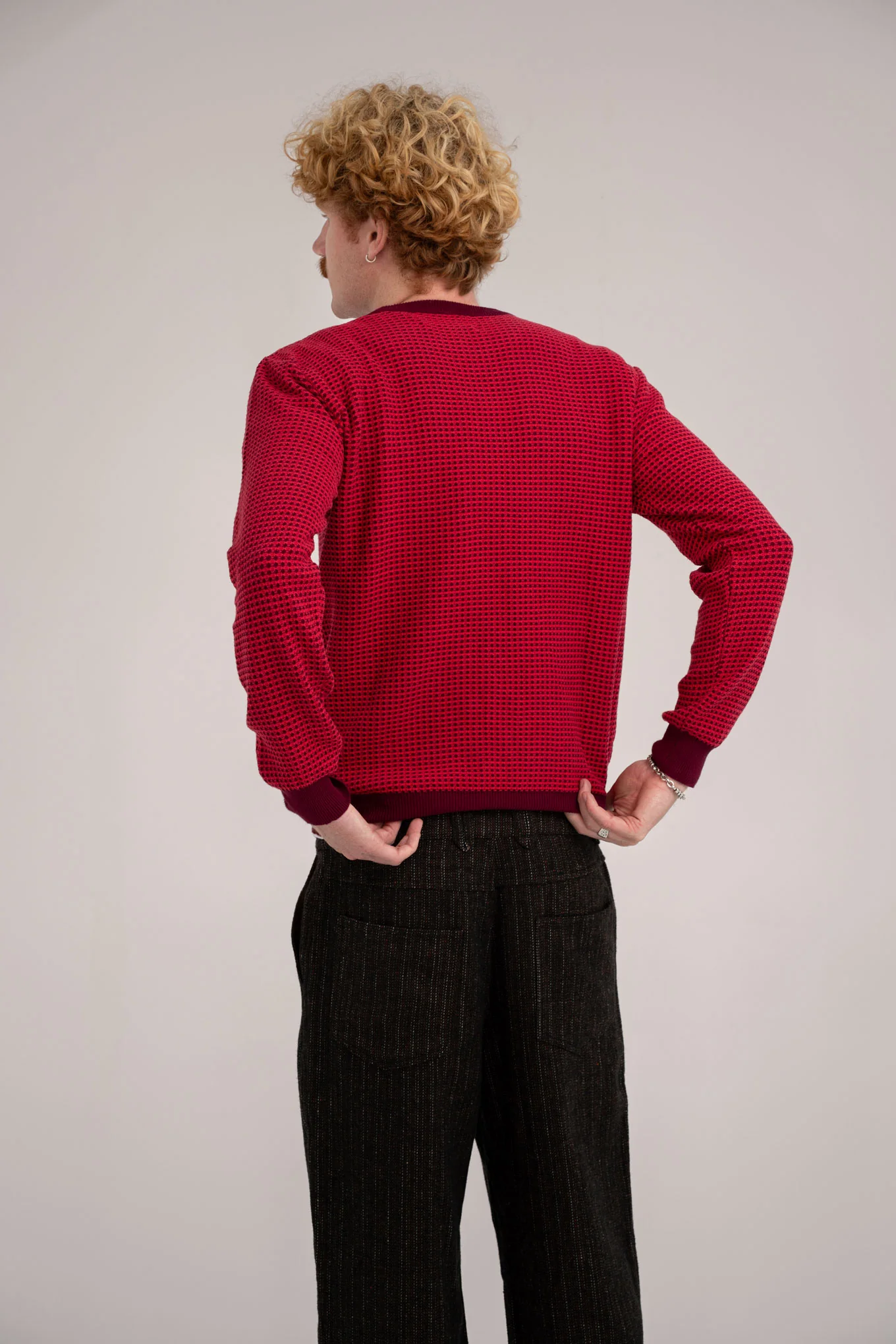 HASAN - Organic Cotton Jumper Wine - Image 3