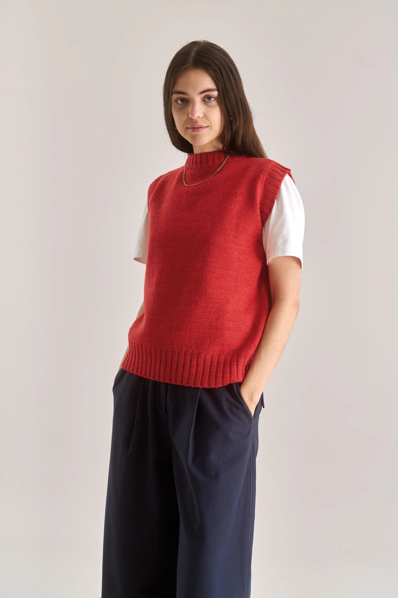 INDIA Lambswool Vest - Red