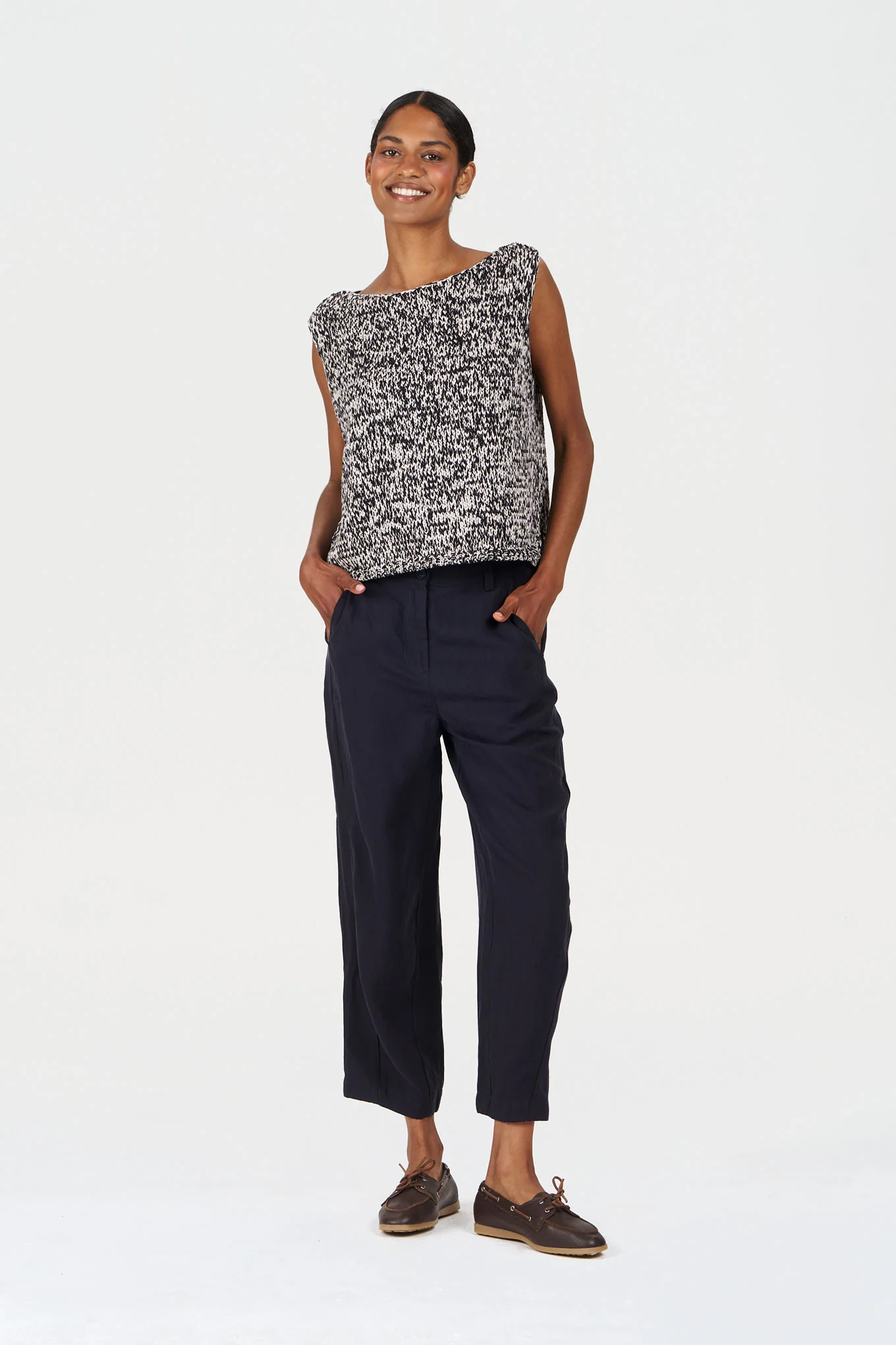 OLIVE Tencel Linen Trouser - Navy