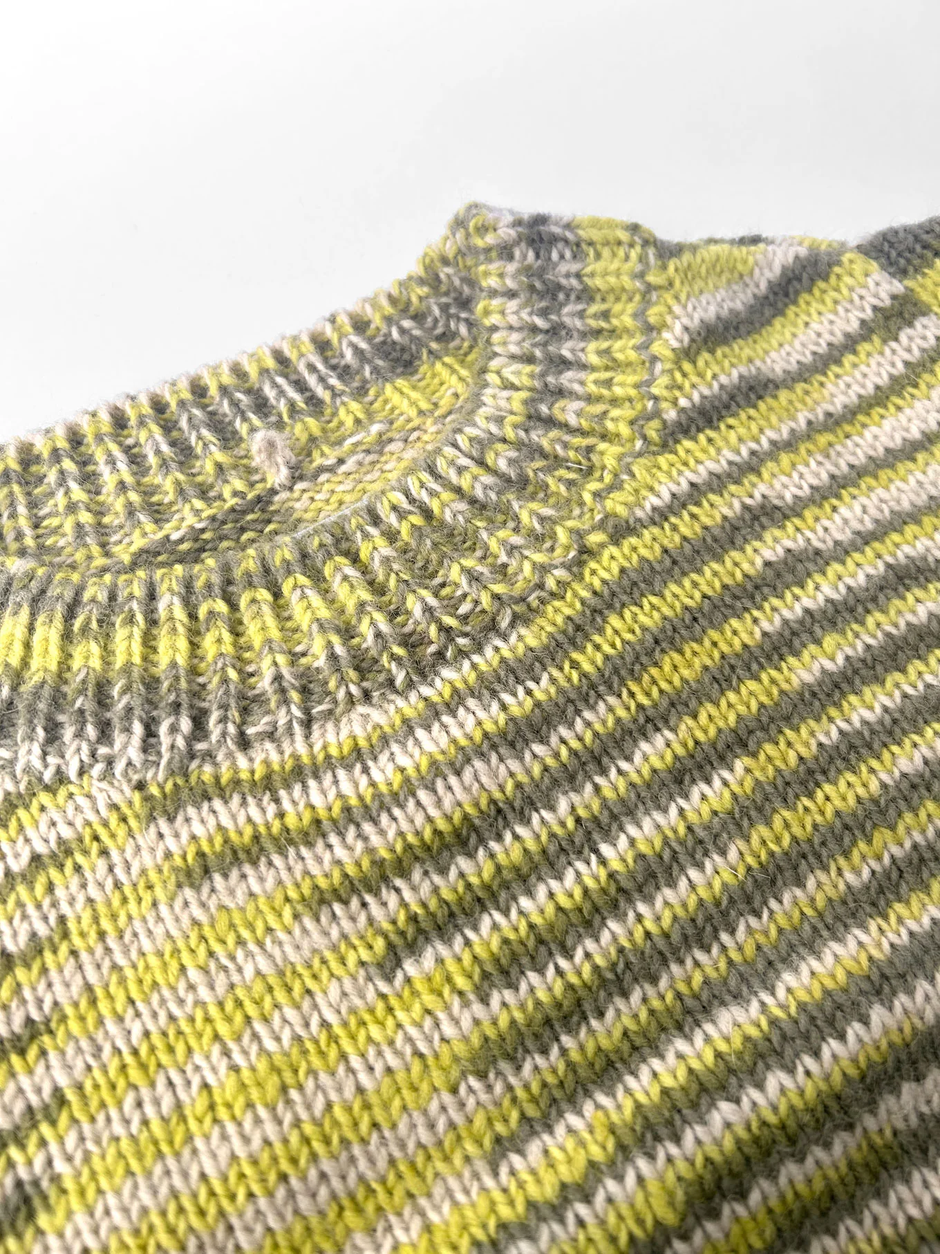 SANG Handknit Wool Jumper - Green - Image 3