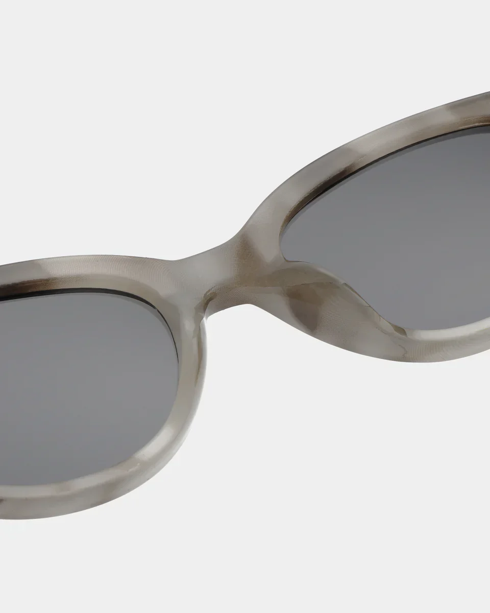 WINNIE - Cookie Dough Sunglasses by A.Kjaerbede - Image 4